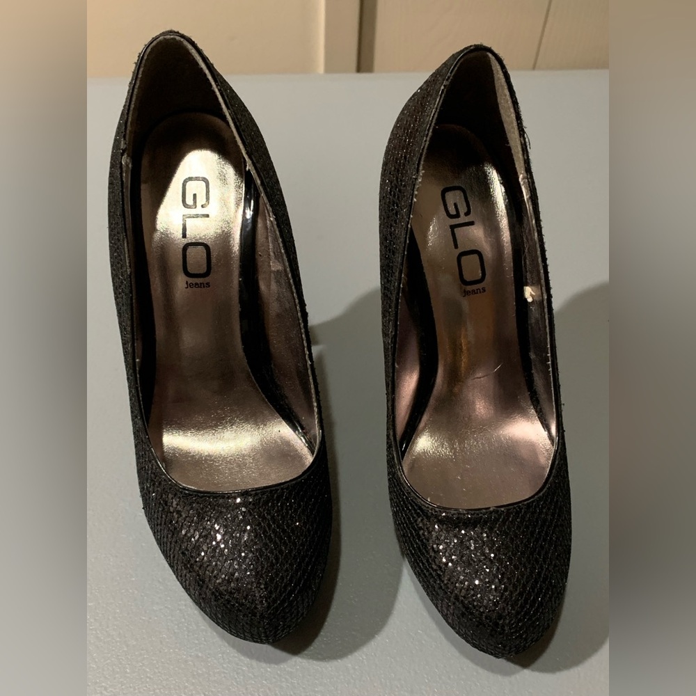 GLO Jeans Sparkling Black Heels